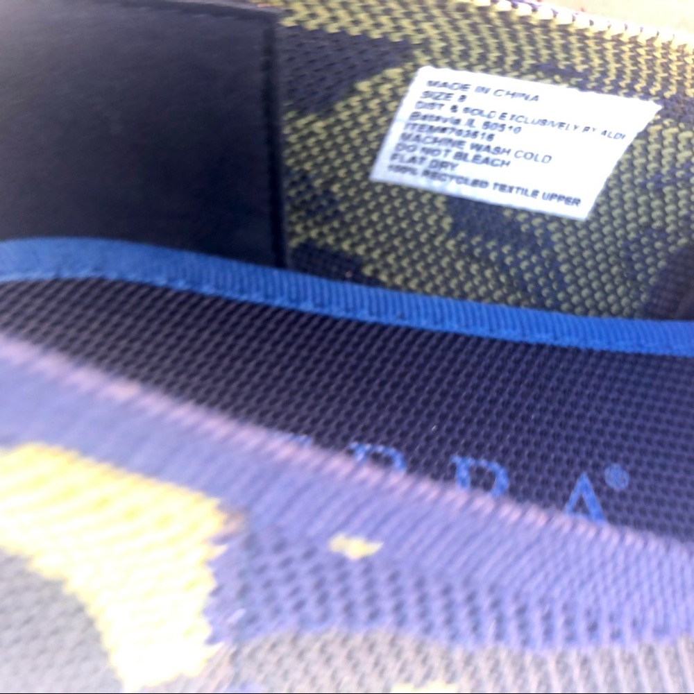 Recycled Camo Shoes Print Flats Size 8 NWT blue green - Picture 7 of 8